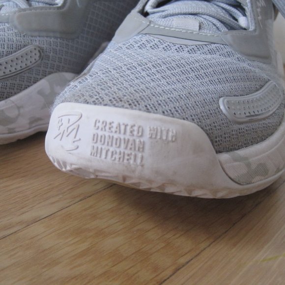 Adidas Donovan Mitchell D.O.N. Issue #3 Men's Basketball Shoes Team Mid Grey 10 - Picture 13 of 15